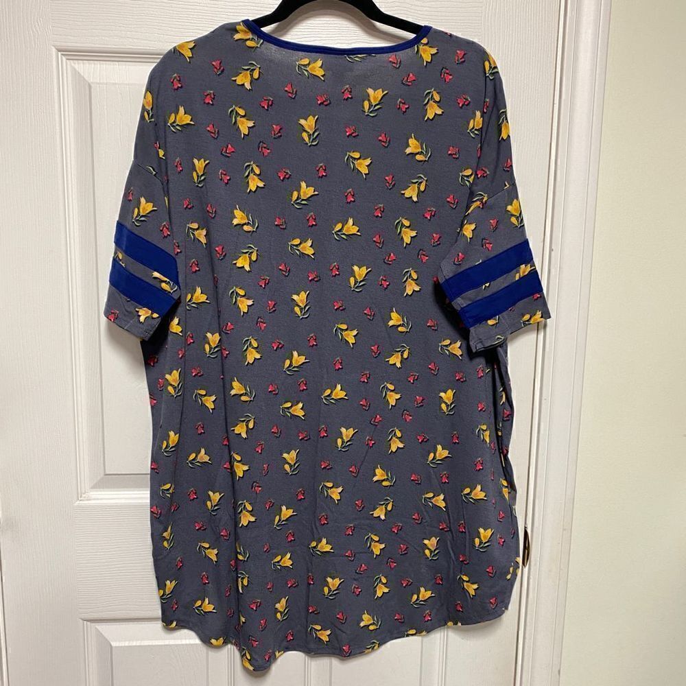Lularoe Irma floral tunic M - Picture 3 of 3